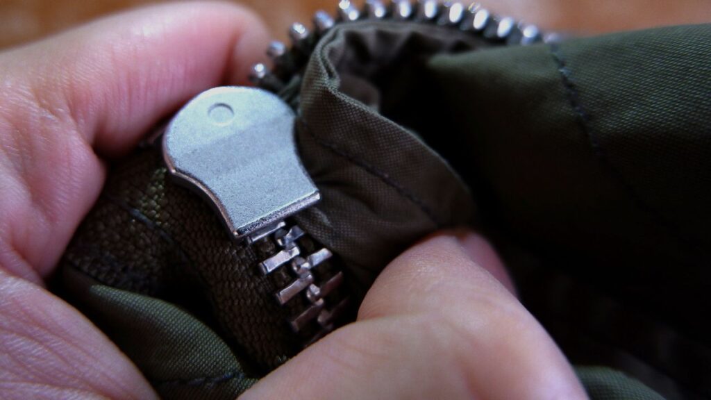 How to Fix a Broken Zipper